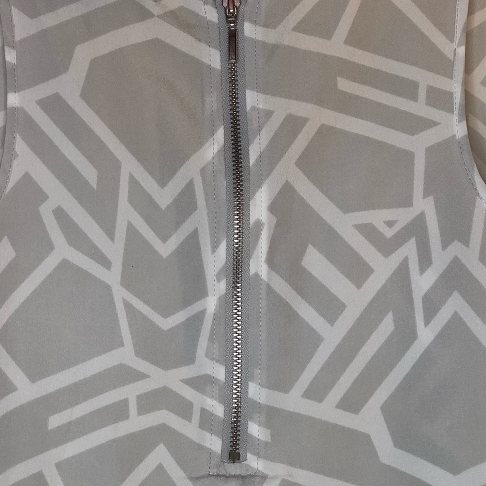 ARMANI EXCHANGE grey & white tank - Picture 4 of 5